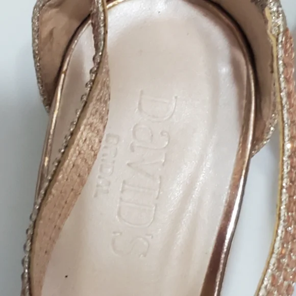 David's Bridal Champagne Rhinestones Gold Strappy Heels Women's Size 8 - Picture 7 of 10